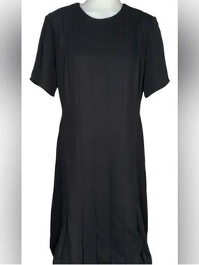 Liz Claiborne Black Short-Sleeve Crewneck Shift Dress